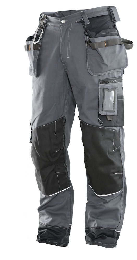 dark grey/black