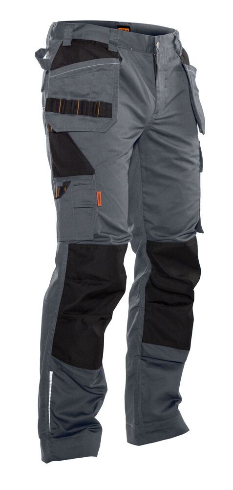 dark grey/black