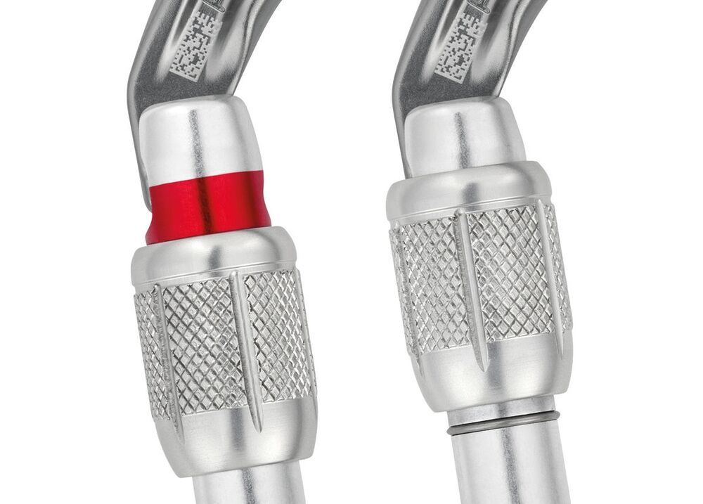 Petzl Am’D Triact-Lock Carabiner